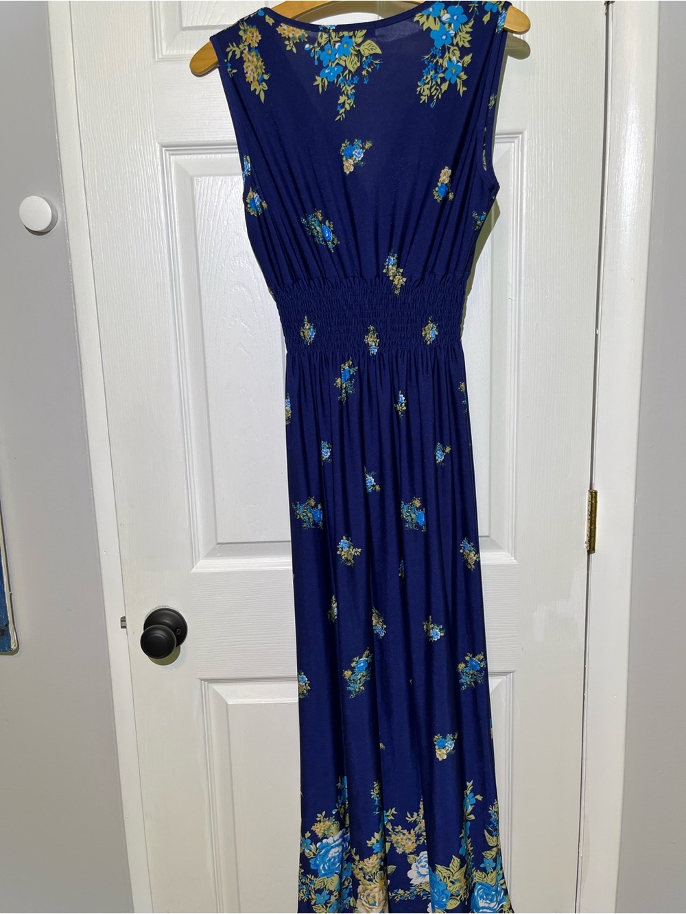 Jon & Anna Navy Floral Sleeveless Maxi Dress - Picture 3 of 3